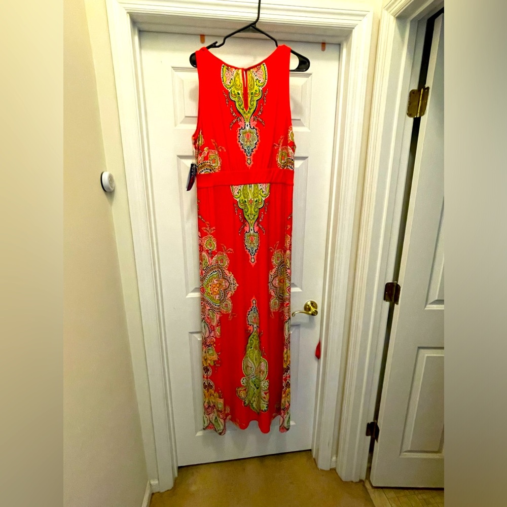Peter Nygard Maxi Sleeveless Round Neck Dress